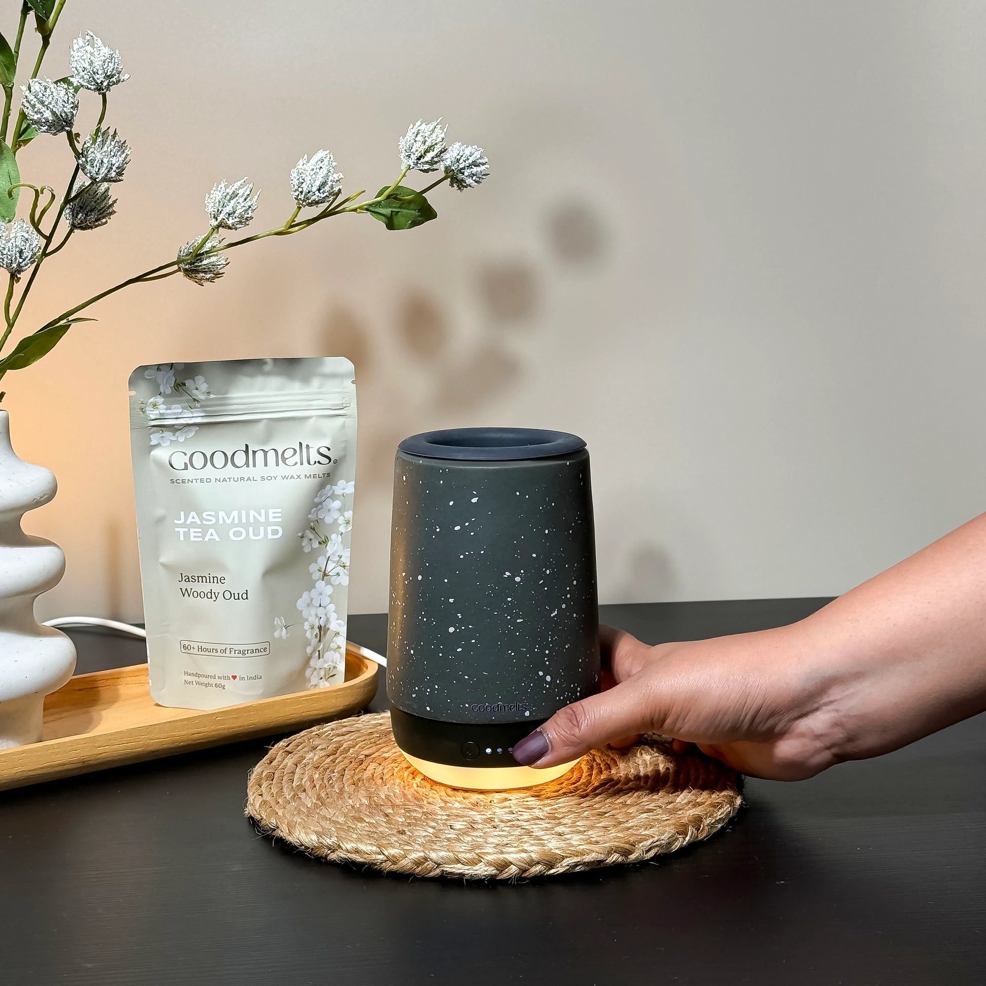 Aura Electric Wax Warmer – Goodmelts - Main Image